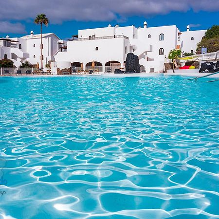Vivienda Vacacional Rose Costa Teguise Eksteriør billede