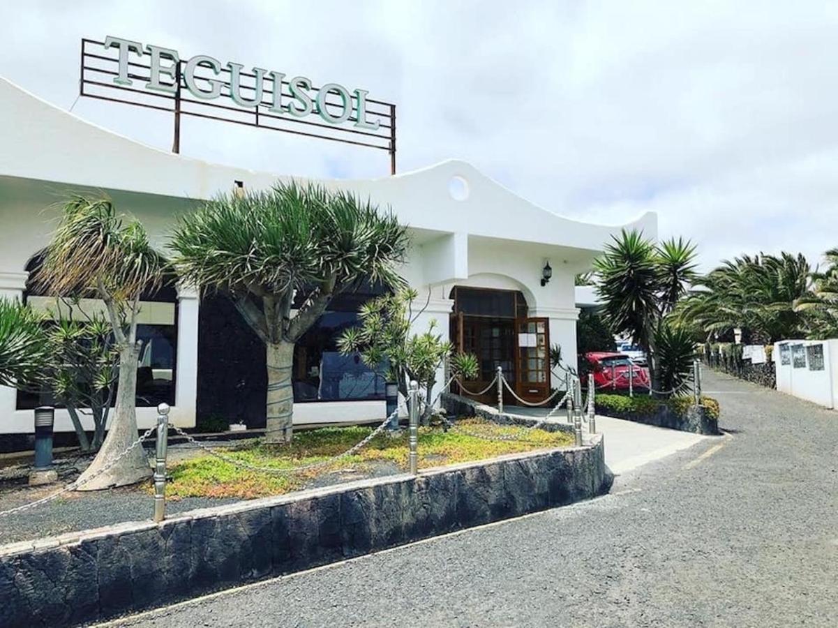 Vivienda Vacacional Rose Costa Teguise Eksteriør billede